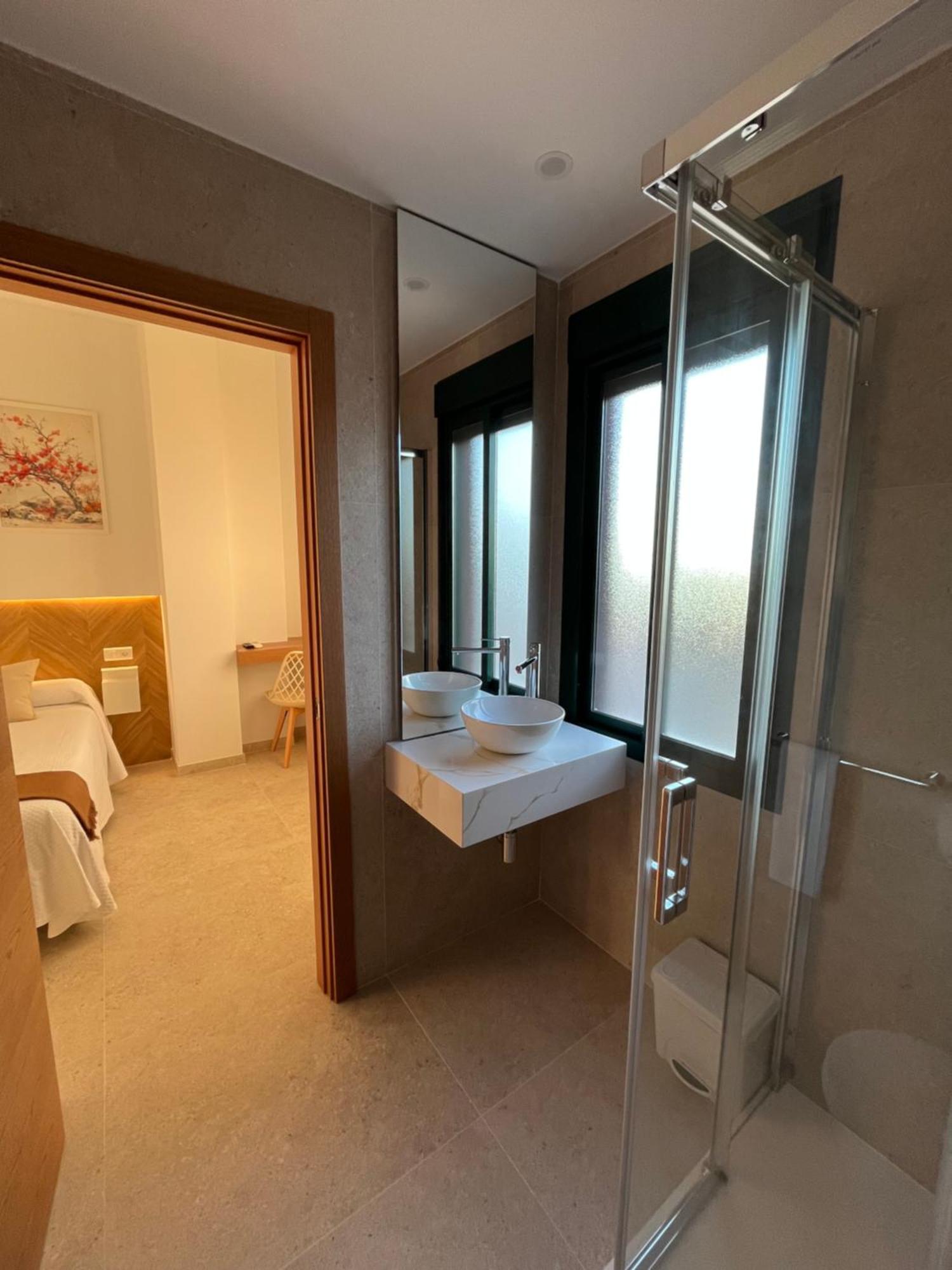 Hostal Parador De Los Llanos Torreorgaz Luaran gambar